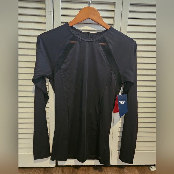 Reebok Tops - Reebok Womens Long Sleeve Sport Top, Size L,NWT